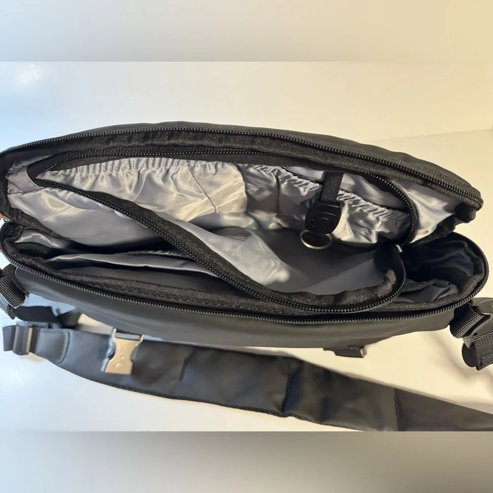Mark Ryden Harvey Leather Waterproof Multifunctional Messenger Bag Black Mens